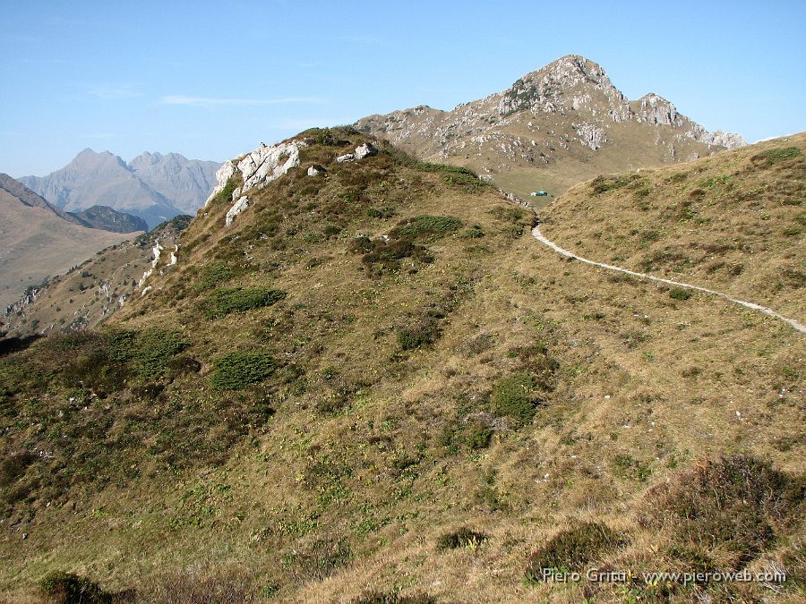 cancervo 162.jpg - Seguiamo il sentiero in direzione Passo di Grialeggio